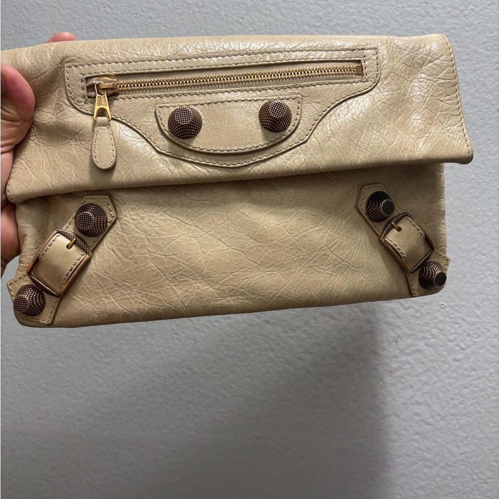 Sold  in IG. Balenciaga Beige Leather Clutch